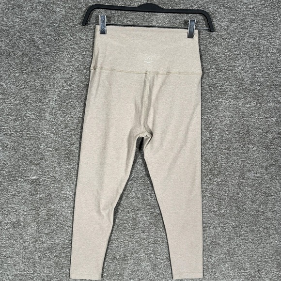 Beyond Yoga Leggings Womens Medium Beige High Rise Crop Yoga Pants Made USA - Picture 5 of 7
